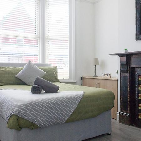 Boaler House, Modern 4 Bed House With Parking Sleeps 8 Villa Liverpool Exterior photo